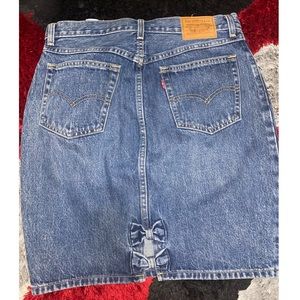 Levis denim mini skirt